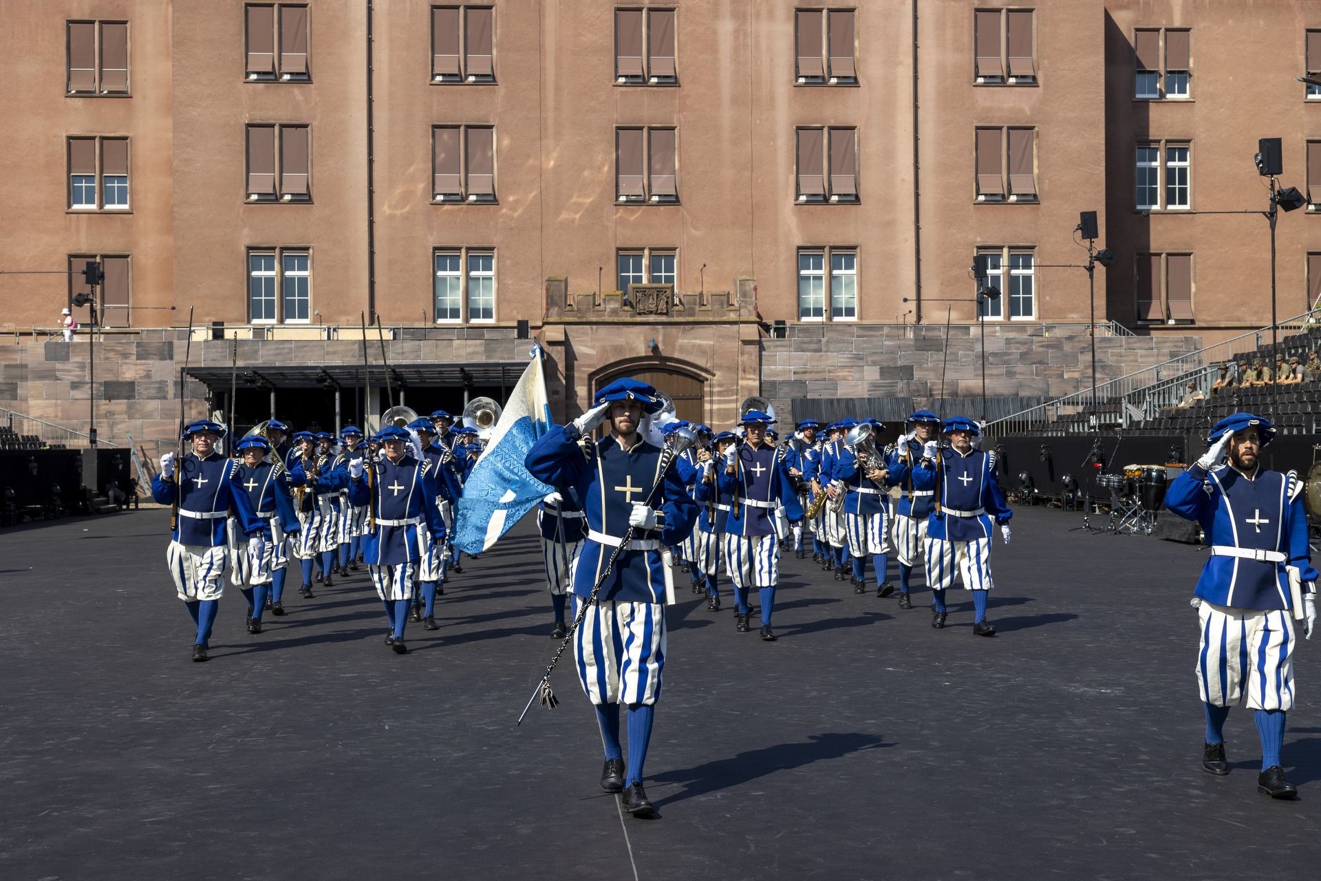 The Lucerne Marching Band in der Kaserne Basel während einer Formation Probe